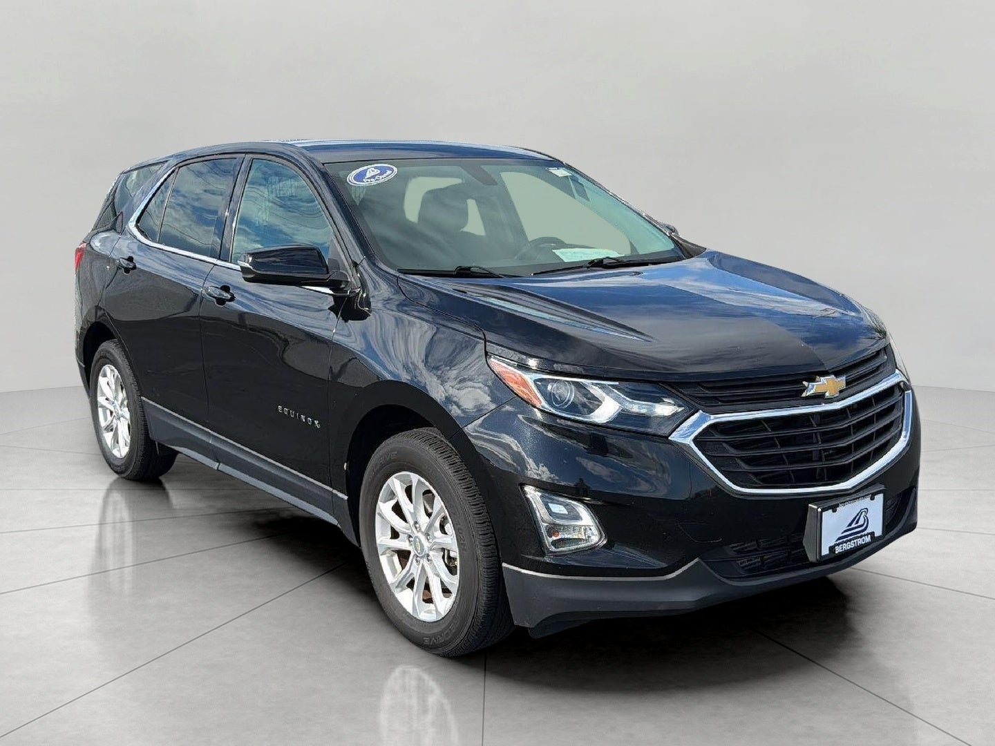 2018 Chevrolet Equinox AWD 4dr LT w/1LT in Mosaic Black Metallic — front three-quarter view